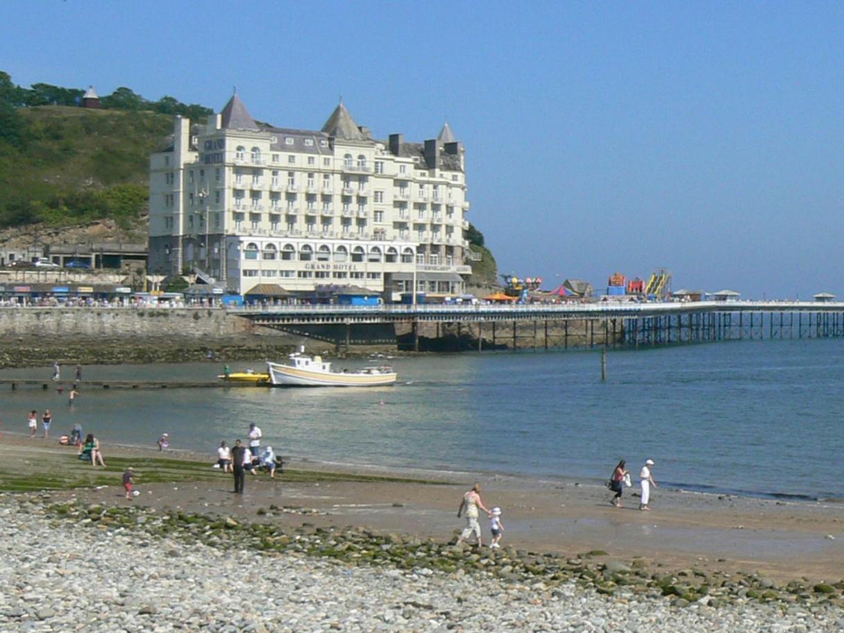 Overton Villa Hotel Llandudno Exterior photo